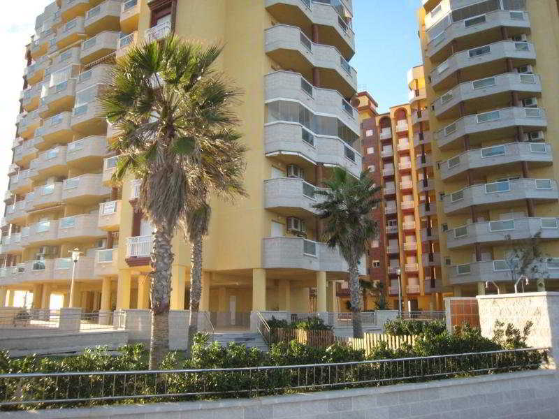 Apartamentos Turisticos Playa Principe Ла-Манга-дель-Мар-Менор Экстерьер фото